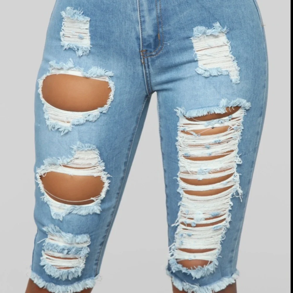 Fashion Nova Jean Shorts - Picture 2 of 7